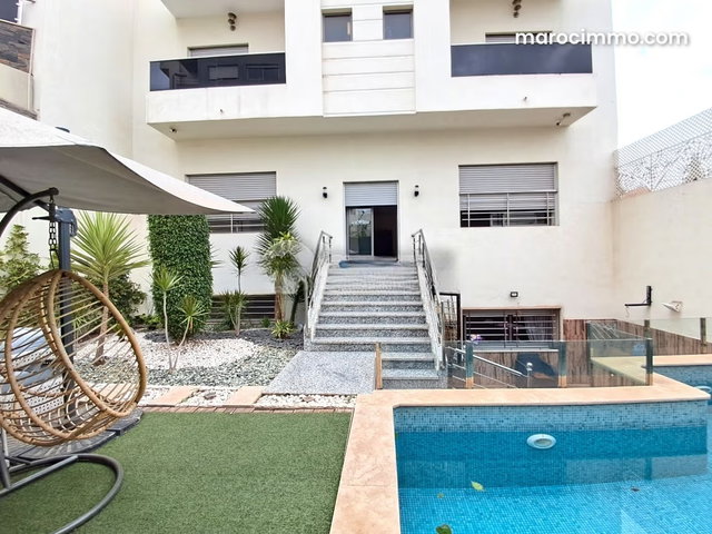 Villa à vendre 303 m², 5 chambres Addaman Casablanca — 2