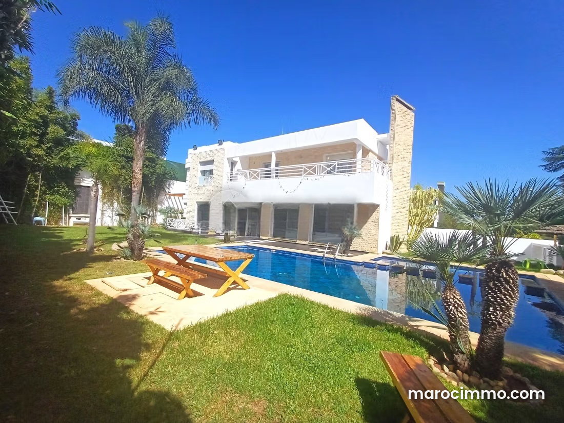 Villa 850 m² avec piscine, Temara Plage, vue mer — Temara