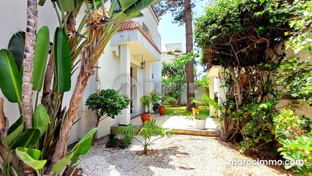 Villa à vendre 460 m², 4 chambres Oasis Casablanca — Casablanca