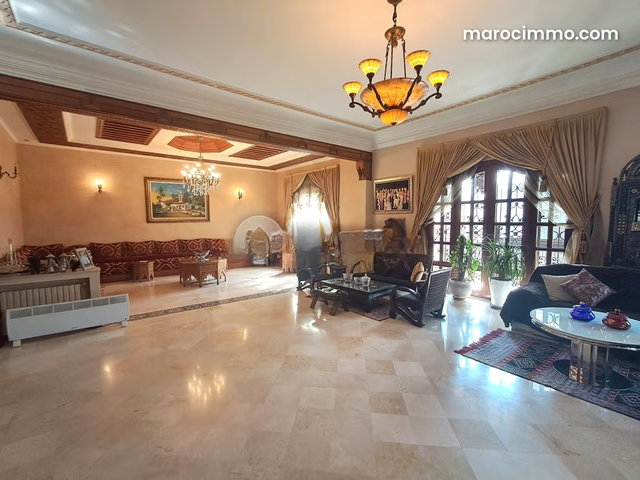 Villa à vendre 400 m², 5 chambres Oulfa Casablanca — 2