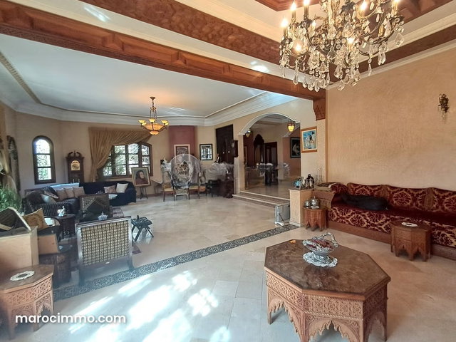 Villa à vendre 400 m², 5 chambres Oulfa Casablanca — 3