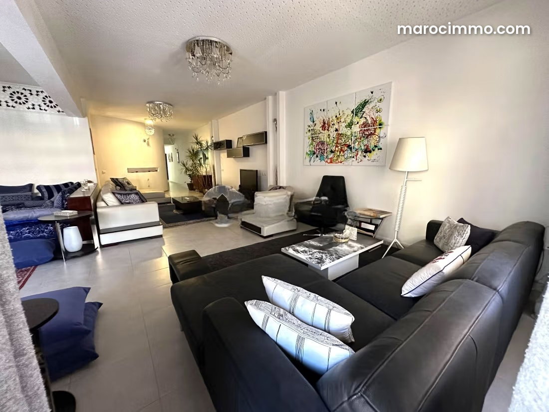 492 m² Apartment with Garden Terrace, Mozart, Tangier — Tangier