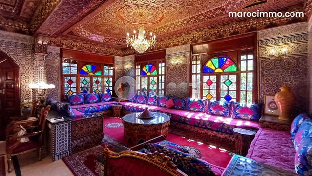 Villa à vendre 397 m², 5 chambres Sidi Maarouf Casablanca — Casablanca