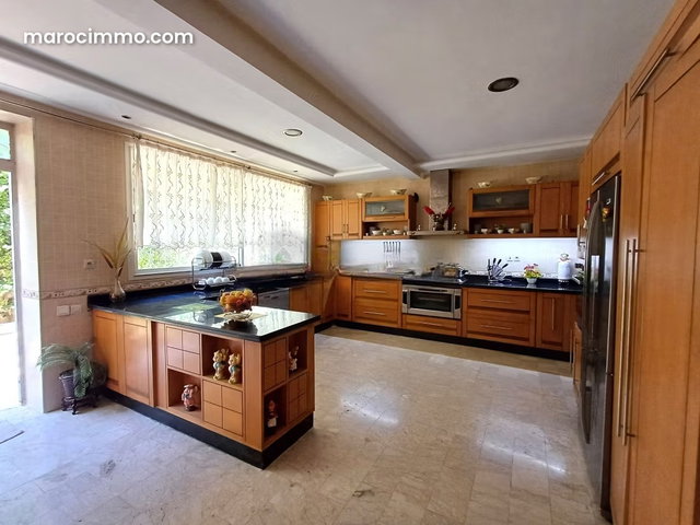 Villa à vendre 300 m², 5 chambres Laymoune Casablanca — 5