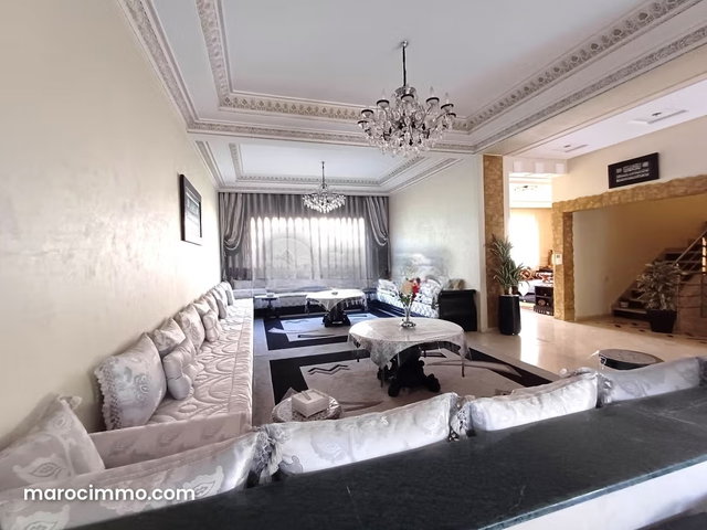 Villa à vendre 300 m², 5 chambres Laymoune Casablanca — 2