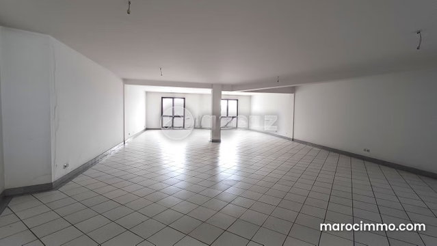 Bureau à vendre 191 m² La Gironde Casablanca — 2
