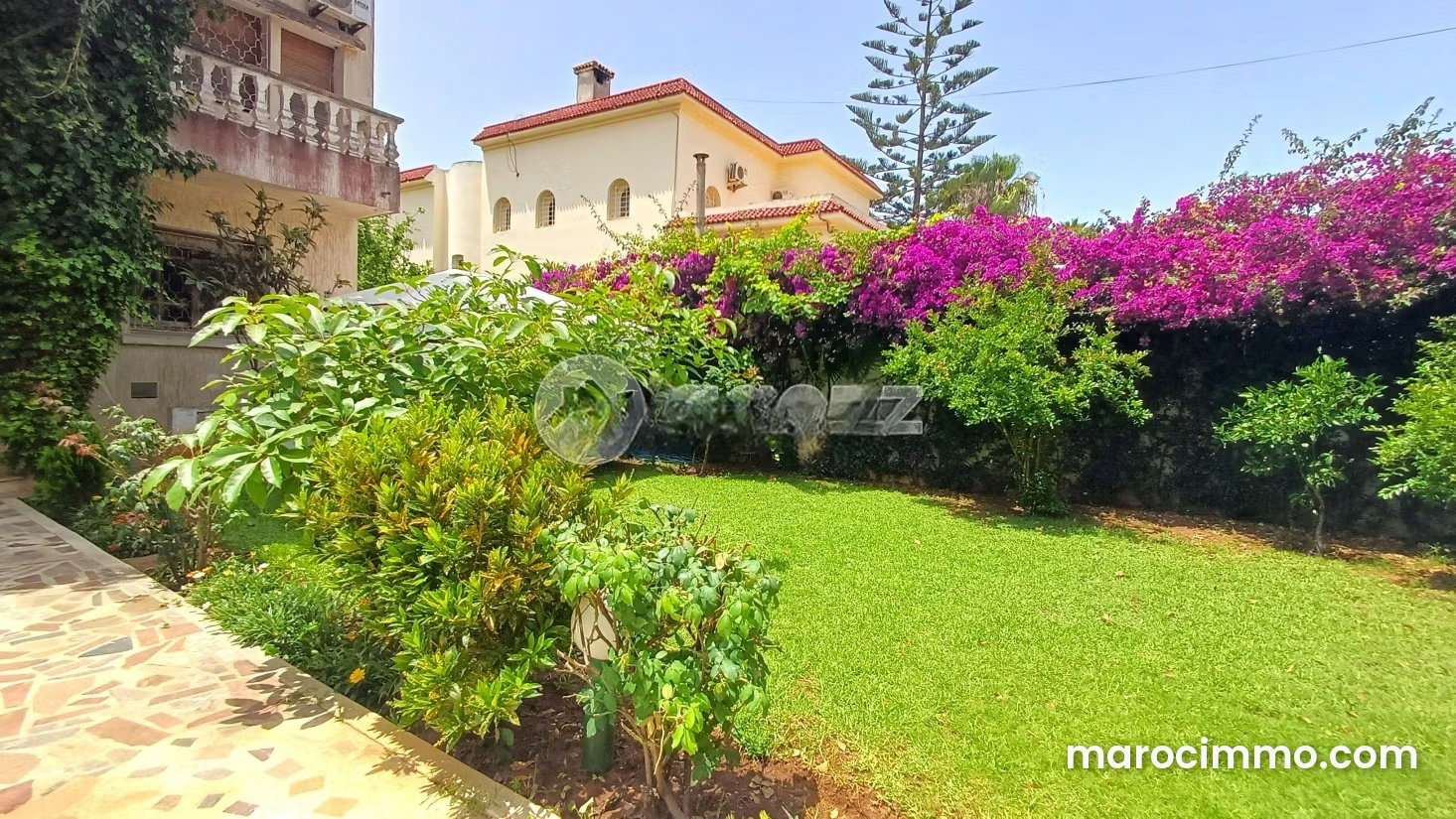 671 m² Villa, 8 Bedrooms, To Renovate, Hay Nahda, Rabat — Rabat