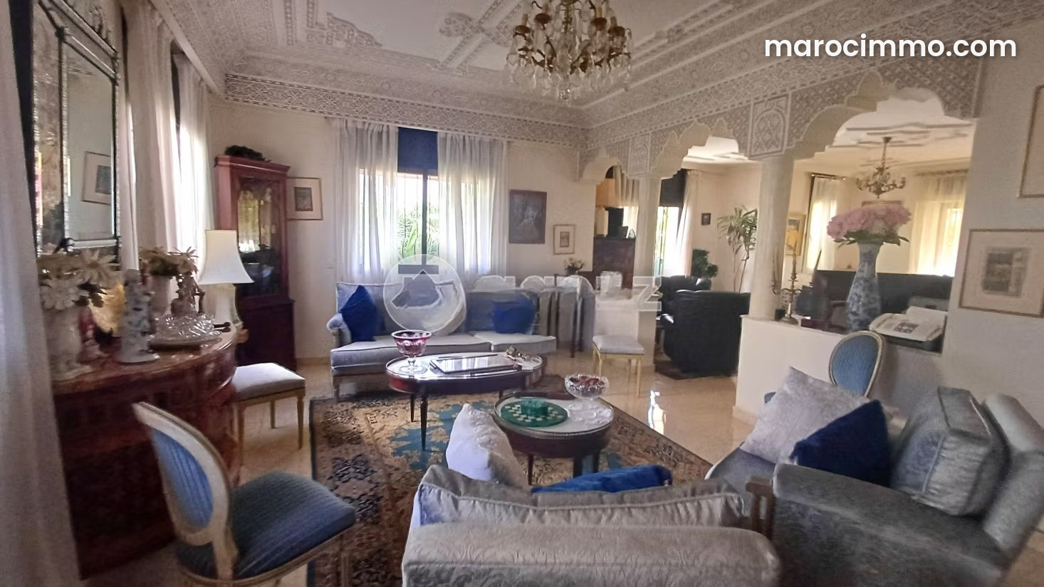 Villa 369 m² avec hammam, Harhoura, Temara — Temara