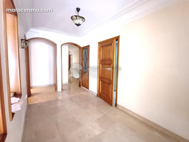 Appartement à vendre 182 m², 4 chambres Racine Casablanca — 3