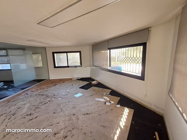 Commerce à vendre 427 m² Bourgogne Est Casablanca — 2