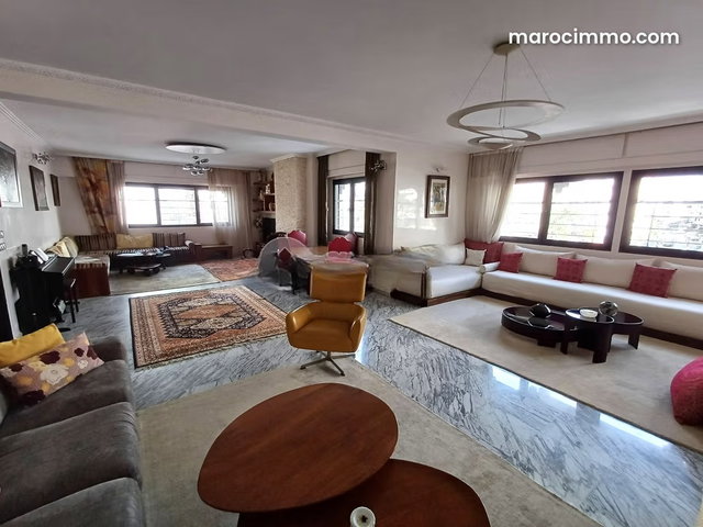 Duplex à vendre 318 m², 5 chambres Racine Casablanca — 4