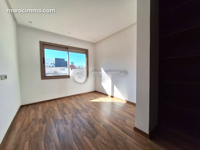 RÉSIDENCE LA PENSÉE Appartement à vendre 192 m², 2 chambres Beauséjour Casablanca — 4