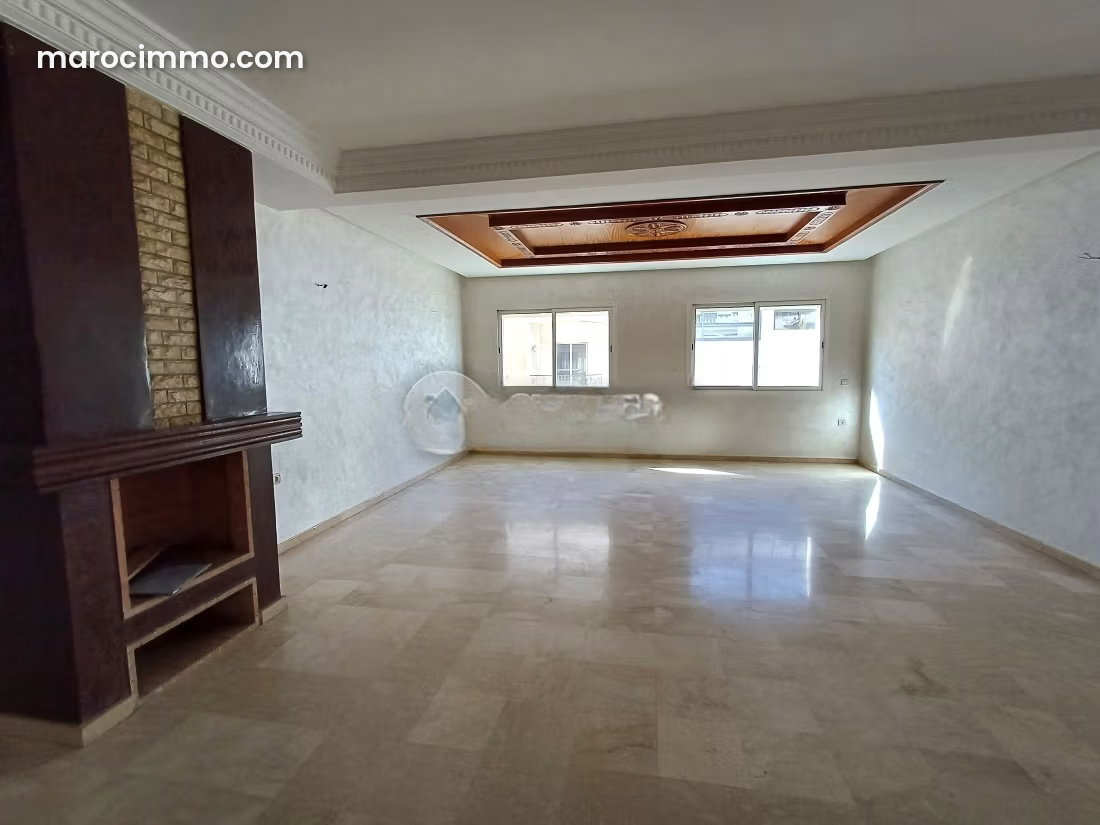 5-Room Apartment with Terrace in Val Fleuri, Casablanca — Casablanca