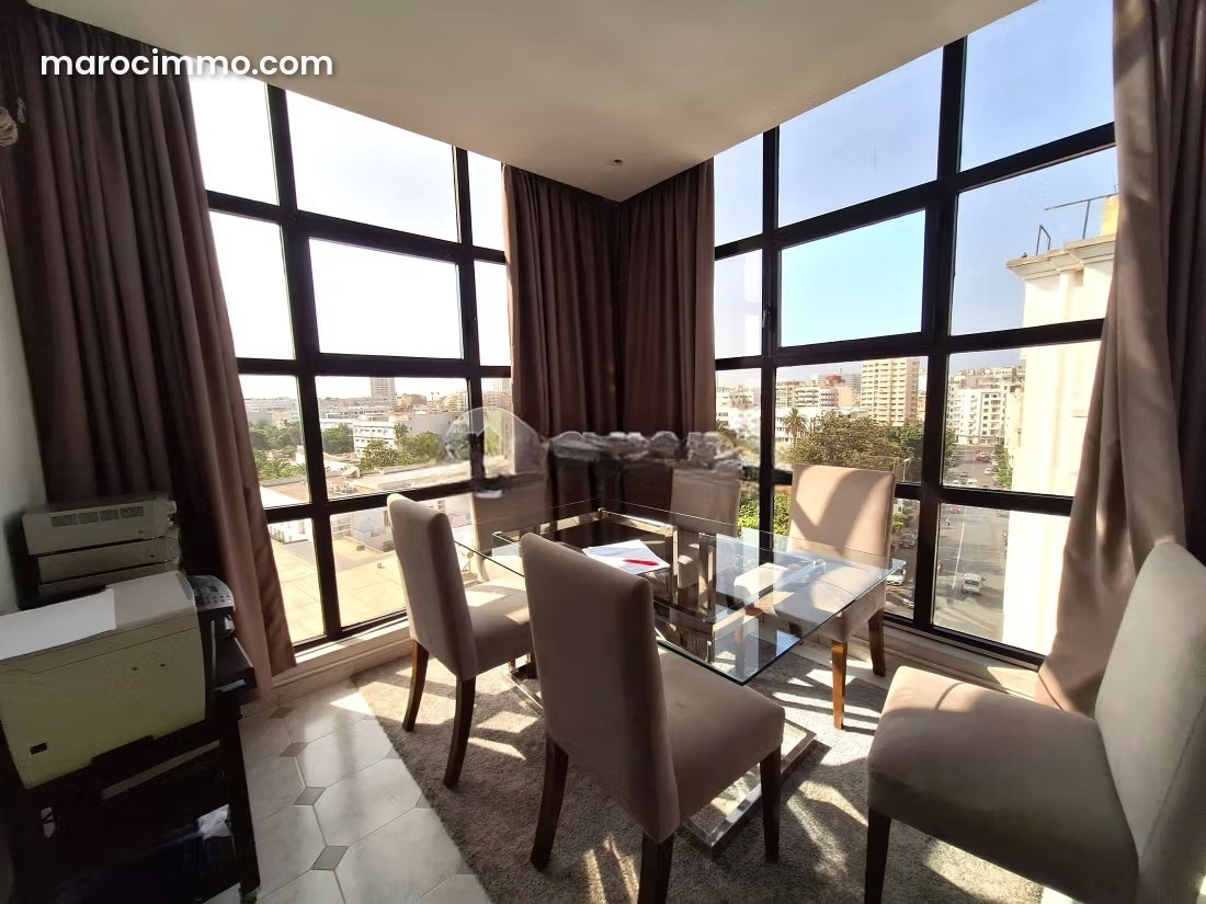 Appartement 294 m², dernier étage, Quartier des Hôpitaux, Casablanca — Casablanca