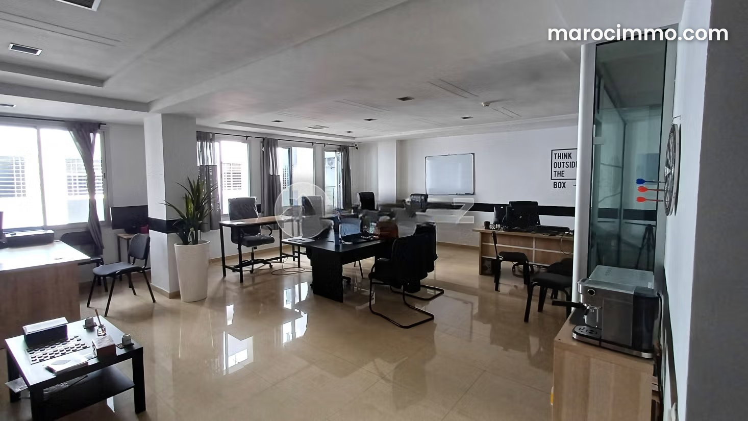 72 m² Office for Sale, Casablanca Finance City, with Parking — Casablanca