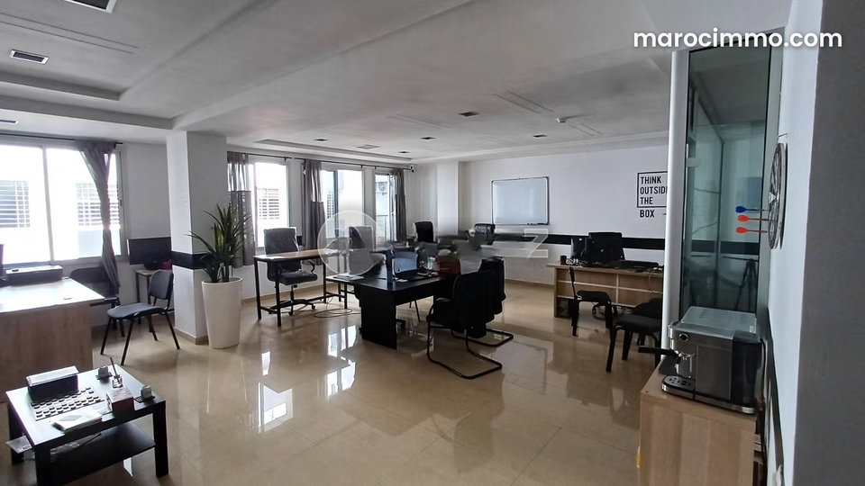 Bureau à vendre 72 m² Bd Abdelmoumen Casablanca