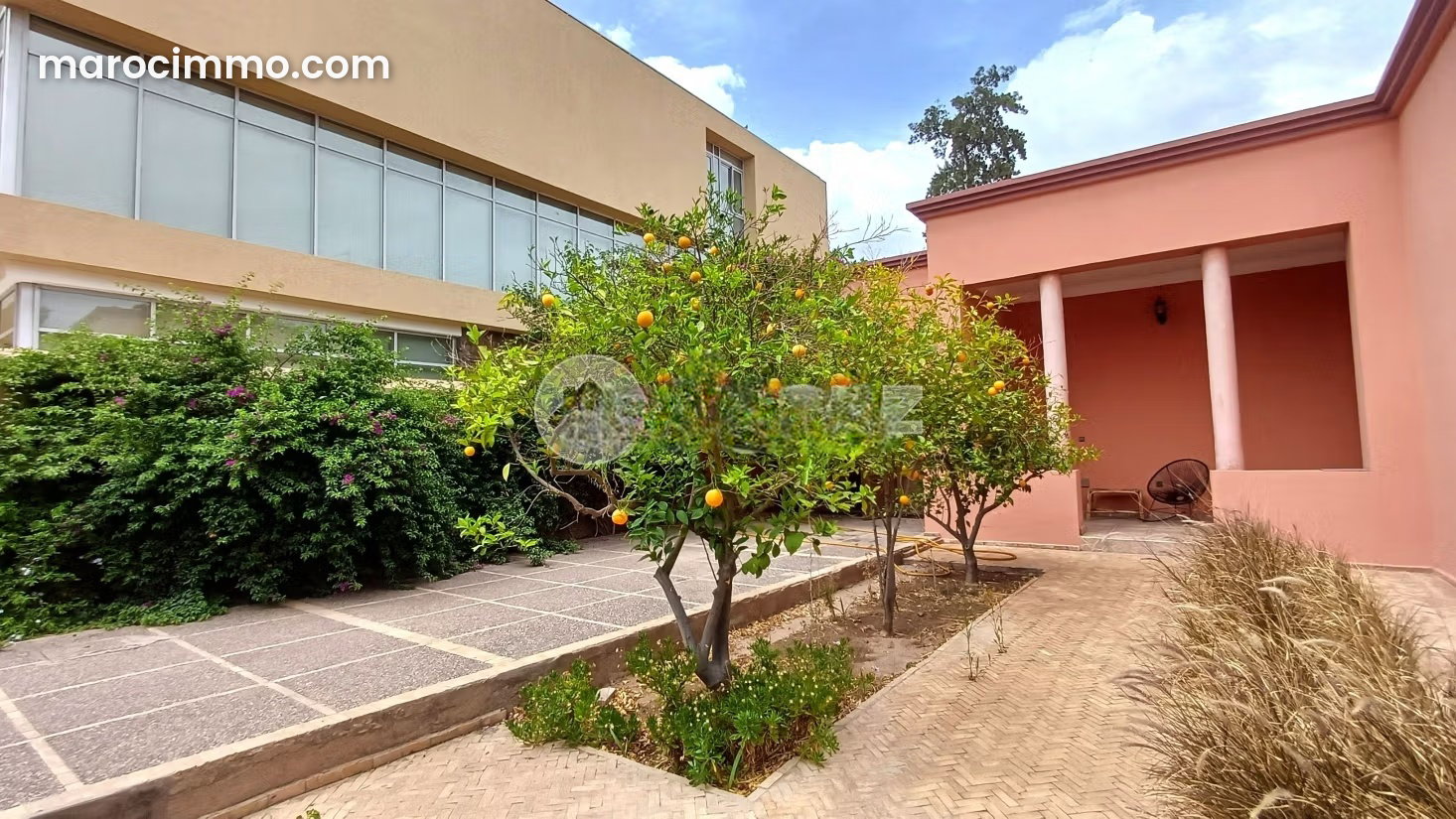 Villa à rénover à Masmoudi, Marrakech, gros volume à saisir — Marrakech