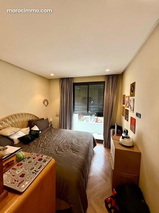 Superbe appartement à louer — 3