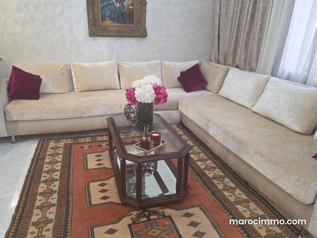250 m² Furnished Villa with Garden and Garage, Les Orangers, Rabat — Rabat