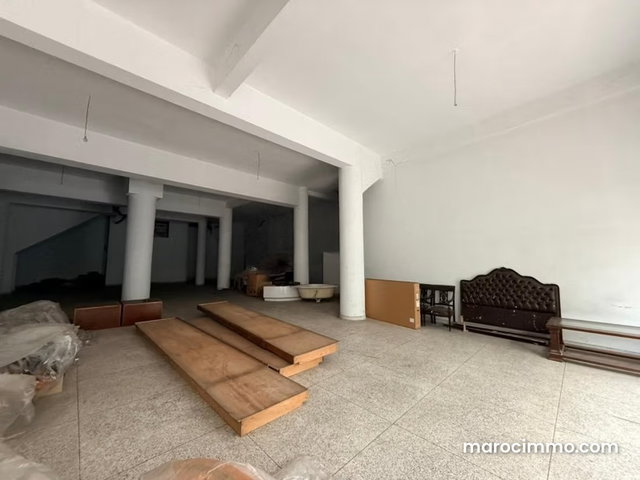 Local Commercial à louer au MAARIF — 3