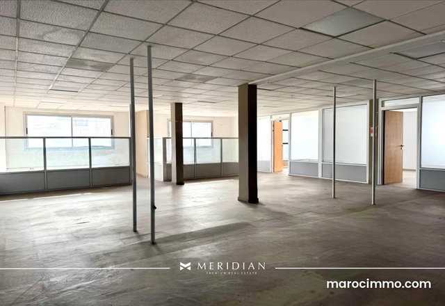 Spacieux Bureau de 322m² Blvd Roudani — 3