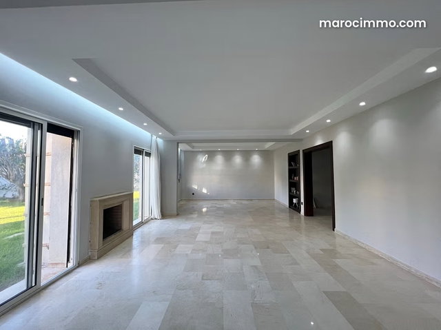 À Louer: Magnifique Rez de Jardin de 677 m² avec Jardin Privatif de 494 m² – Résidence Prestigieuse Avec Piscine — 5