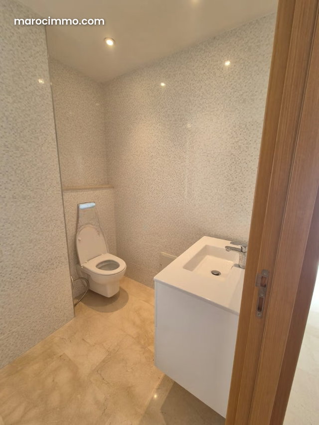 Très bel appartement à vendre cfc — 4