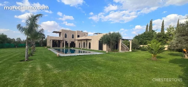 Jolie villa Arabo Andalou route de Ouarzazate Marrakech — 4