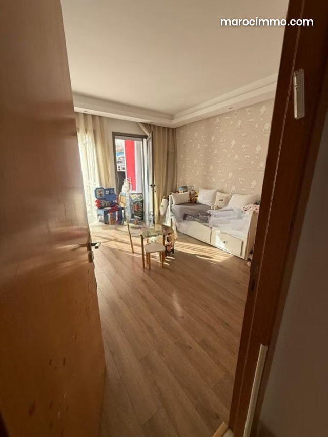 T4 OF 180M² – 3 BEDROOMS — 4