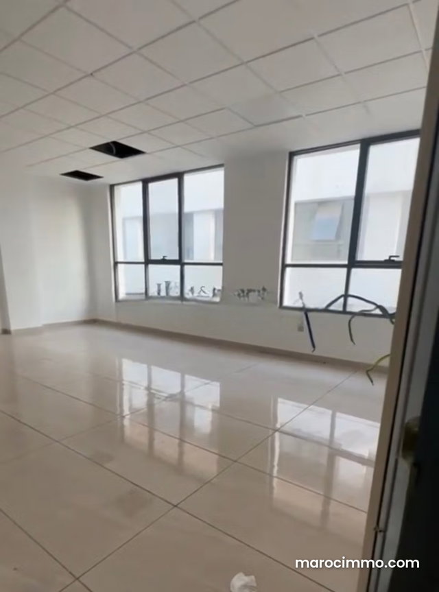 Plateau de bureau 162m2 sidi maarouf — 3