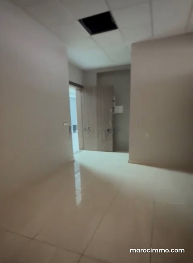 Plateau de bureau 162m2 sidi maarouf — 2