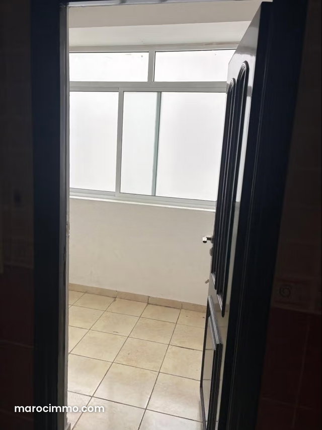 Appartement à vendre à Ahlane. 3 grandes pièces. Salon typique marocain, résidence sécurisée — 4