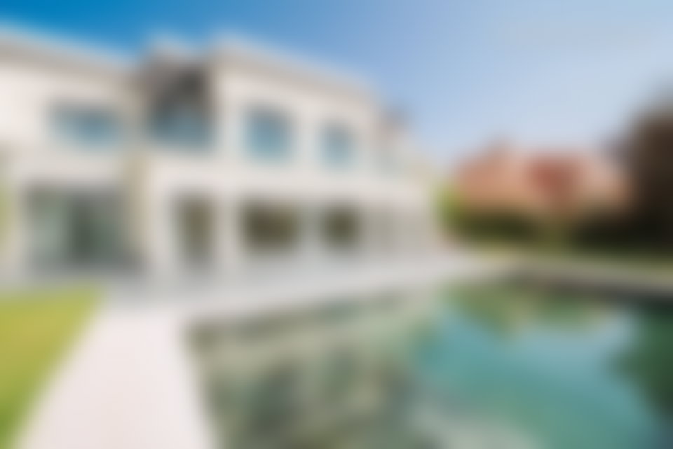 فيلا مشرقة للإيجار بطريق ورزازات مراكش
