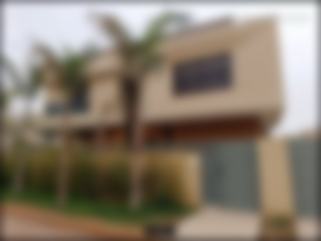 Villa contemporaine 360 m², piscine et jardin à Hay Targa