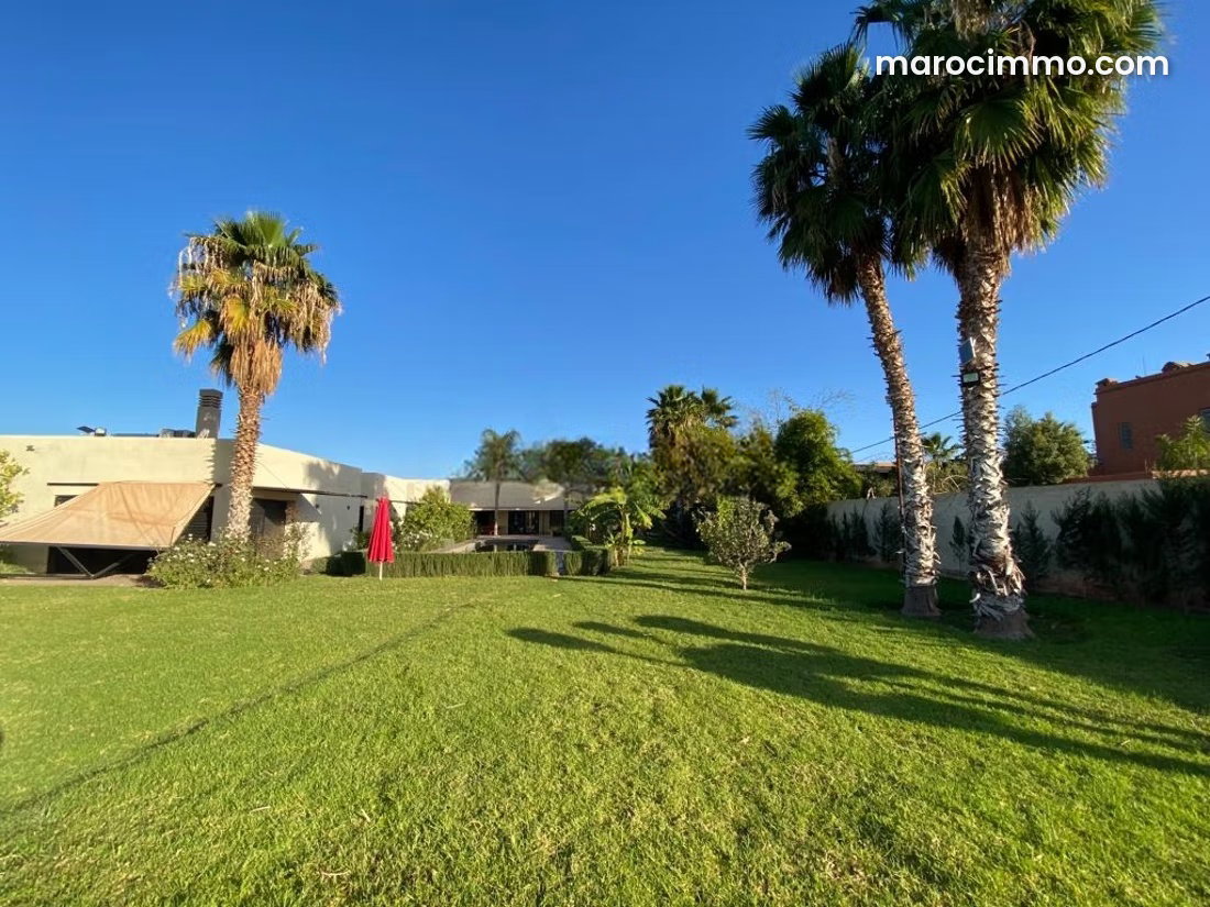Contemporary 1,000 sqm Villa, 8,900 sqm Plot, Route de Fès, Marrakech — Marrakesh