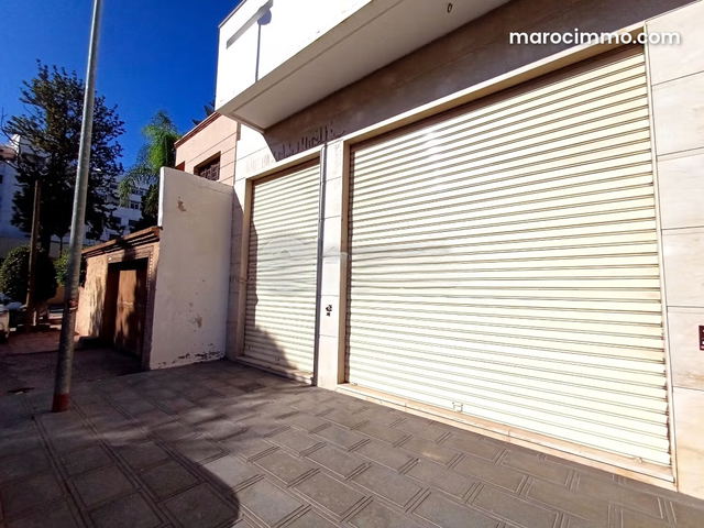 Commerce à vendre 304 m² Les Hôpitaux Casablanca — Casablanca