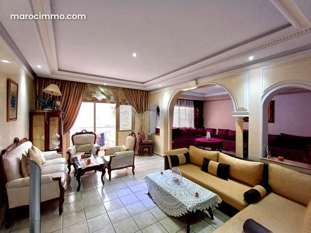 Appartement à vendre 244 m², 4 chambres Nouvelle Ville Fès — Essaouira