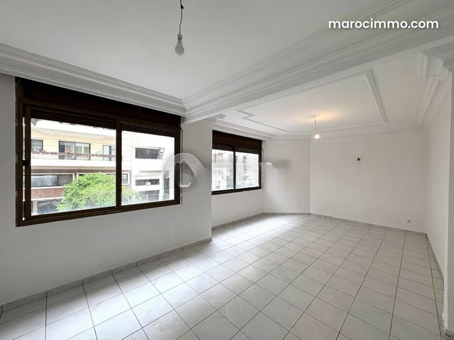 Bureau à vendre 137 m² Racine Casablanca — 4