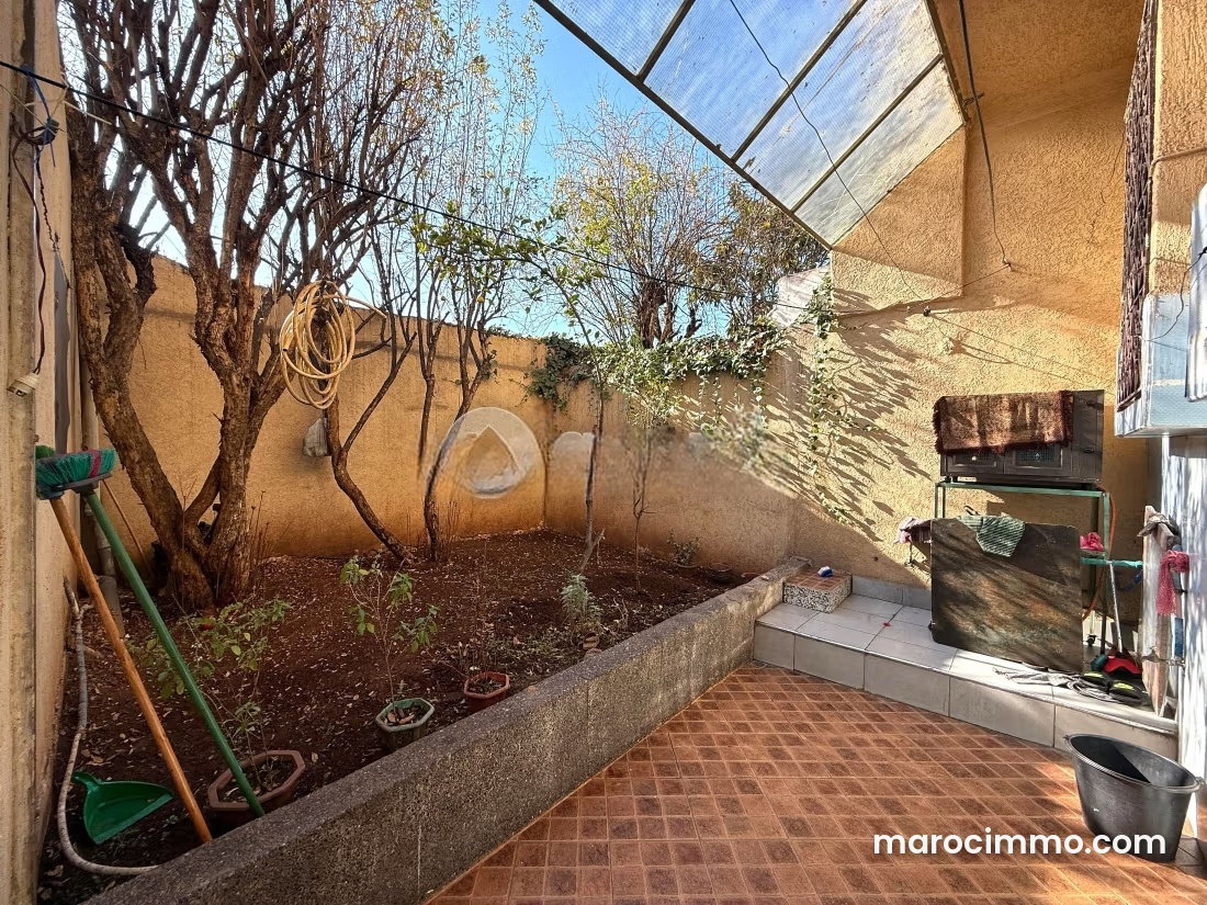 240 sqm Villa to Renovate, 2 Mars, Casablanca — Casablanca