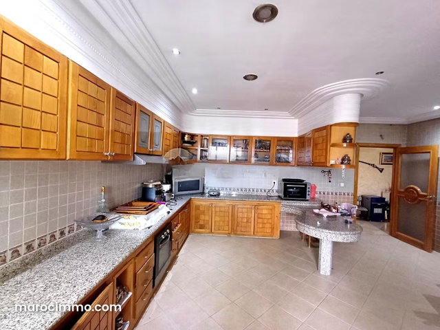 Appartement à vendre 246 m², 4 chambres El Menzeh Meknès — 4