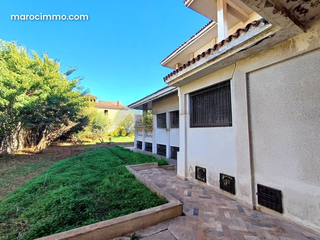 3,112 sqm Villa for Sale, 7 Bedrooms in California, Casablanca — 2