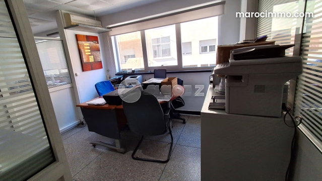Commerce à louer 730 m² Beauséjour Casablanca — 2