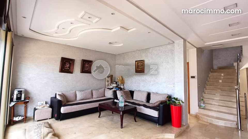 Villa à vendre 200 m², 6 chambres Dar Essalam Casablanca