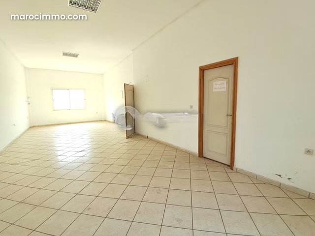 Commerce à louer 895 m² Zone industrielle Mohammedia — 4