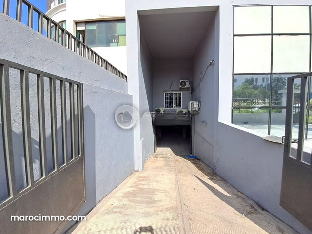Commerce à louer 895 m² Zone industrielle Mohammedia — 3