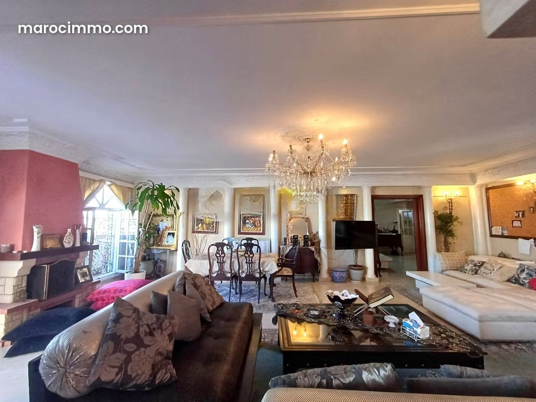 297 m² Apartment with Private Rooftop and Twin Center Views, Maarif — Casablanca