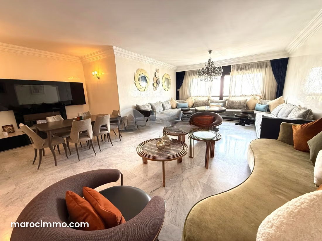 5-Room Apartment in Racine, Casablanca with Garage — Casablanca
