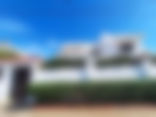 625 m² Villa to Renovate in Racine, Casablanca, with Garden — Casablanca