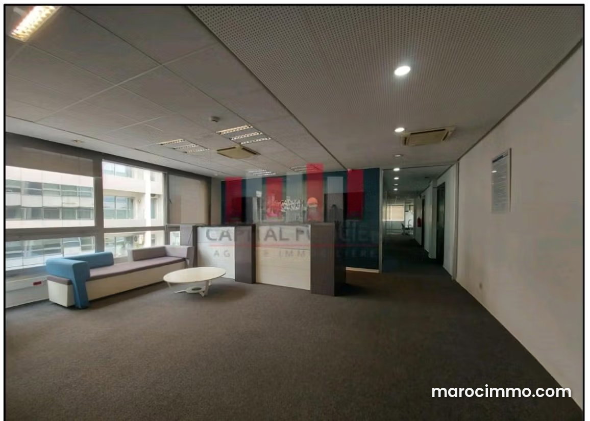 مكتب عصري للإيجار بحي Casablanca Finance City في الدار البيضاء — الدار البيضاء