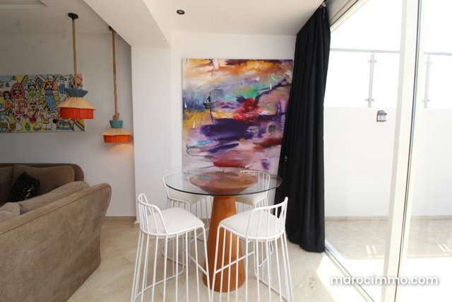 Spacious Apartment with Private Terrace — 4